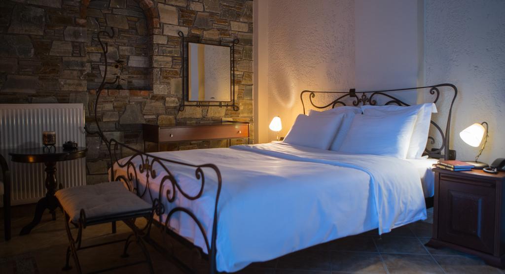 Evzin Hotel Káto Loutrákion Extérieur photo