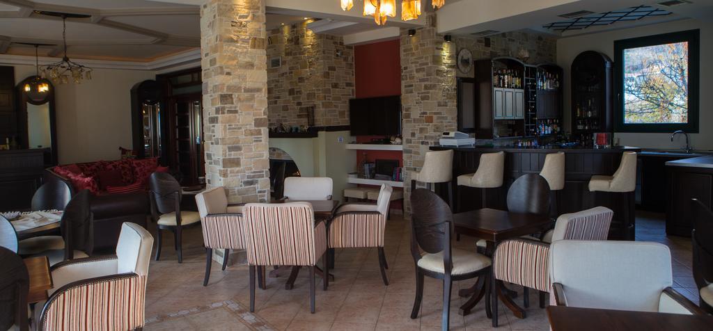 Evzin Hotel Káto Loutrákion Extérieur photo
